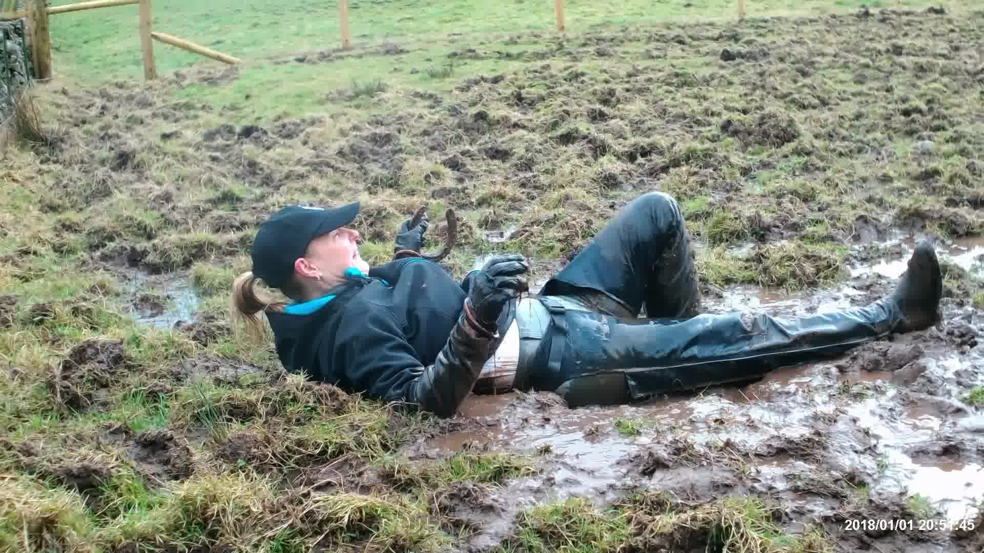 lost-in-a-field_main.jpg
